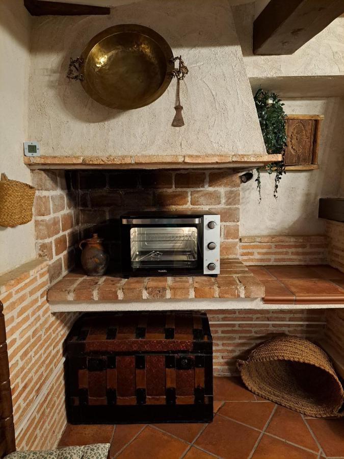 Casa Rural La Bodega, Ofrece Cata De Vino Gratis Horche Zewnętrze zdjęcie