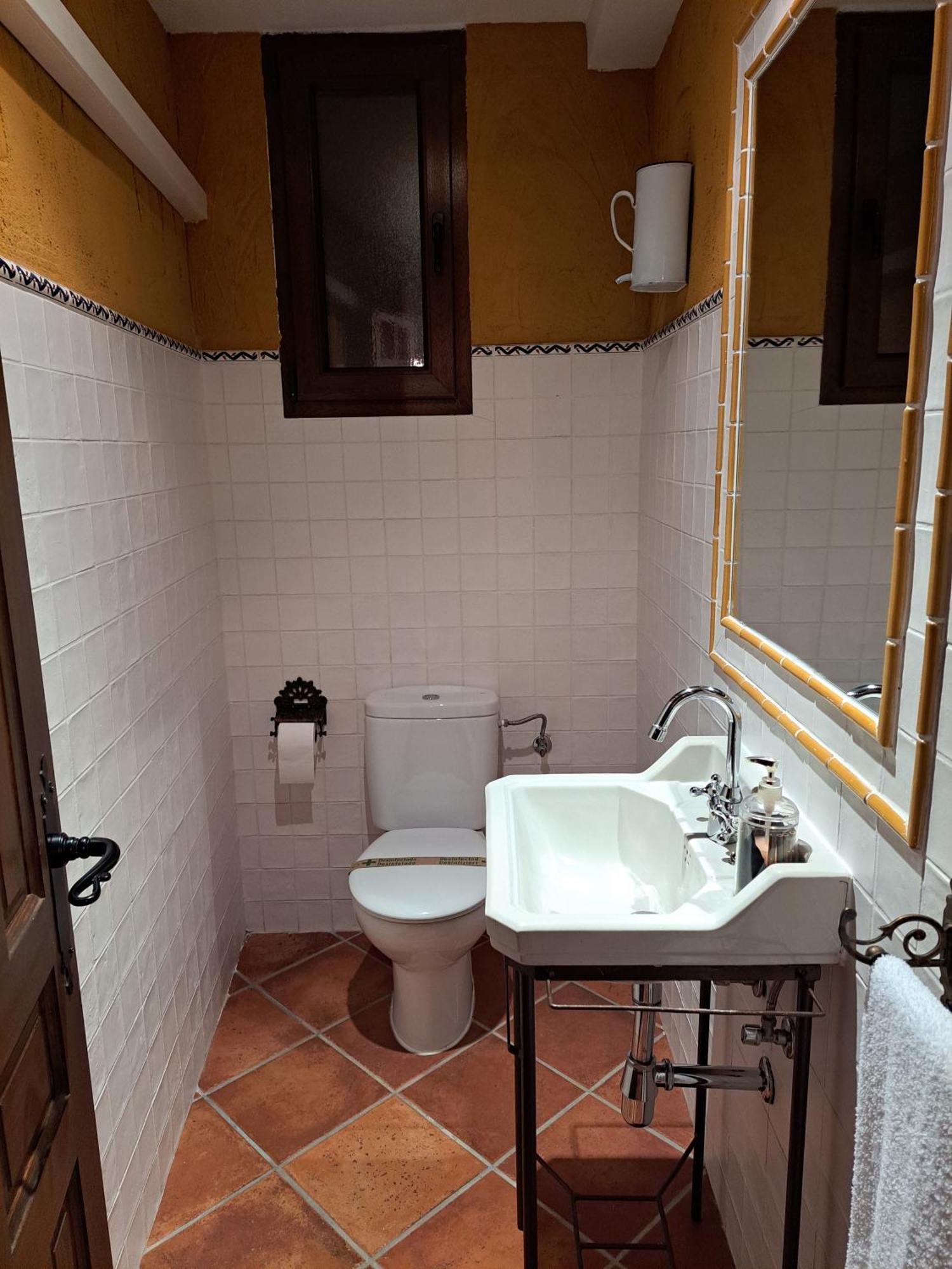 Casa Rural La Bodega, Ofrece Cata De Vino Gratis Horche Zewnętrze zdjęcie